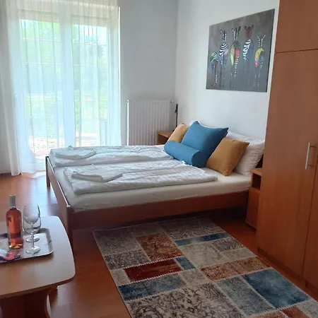 Aranyeso2 - Pool & Free Parking Apartment *