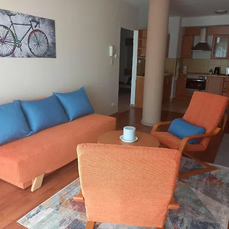 Aranyeso2 - Pool & Free Parking